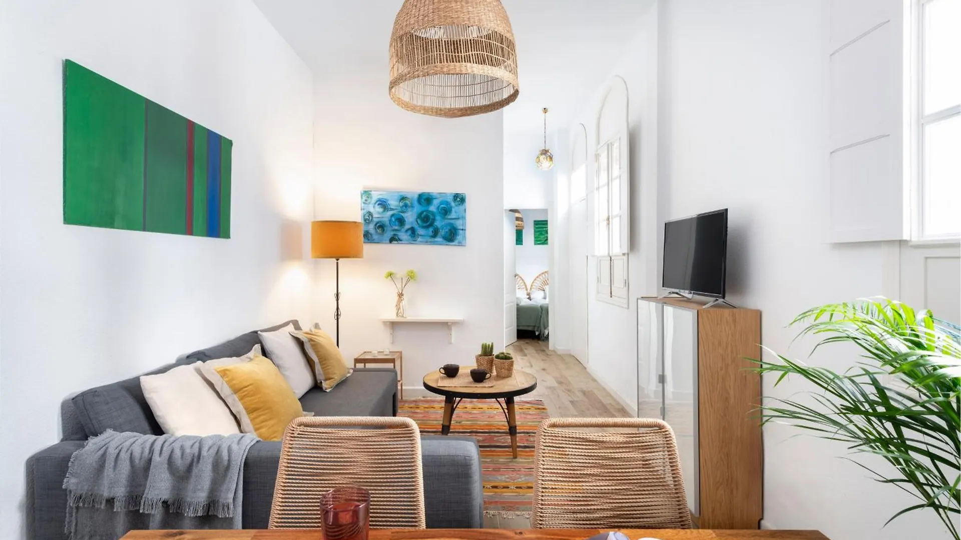 Pikis Center Sevilla Apartamento